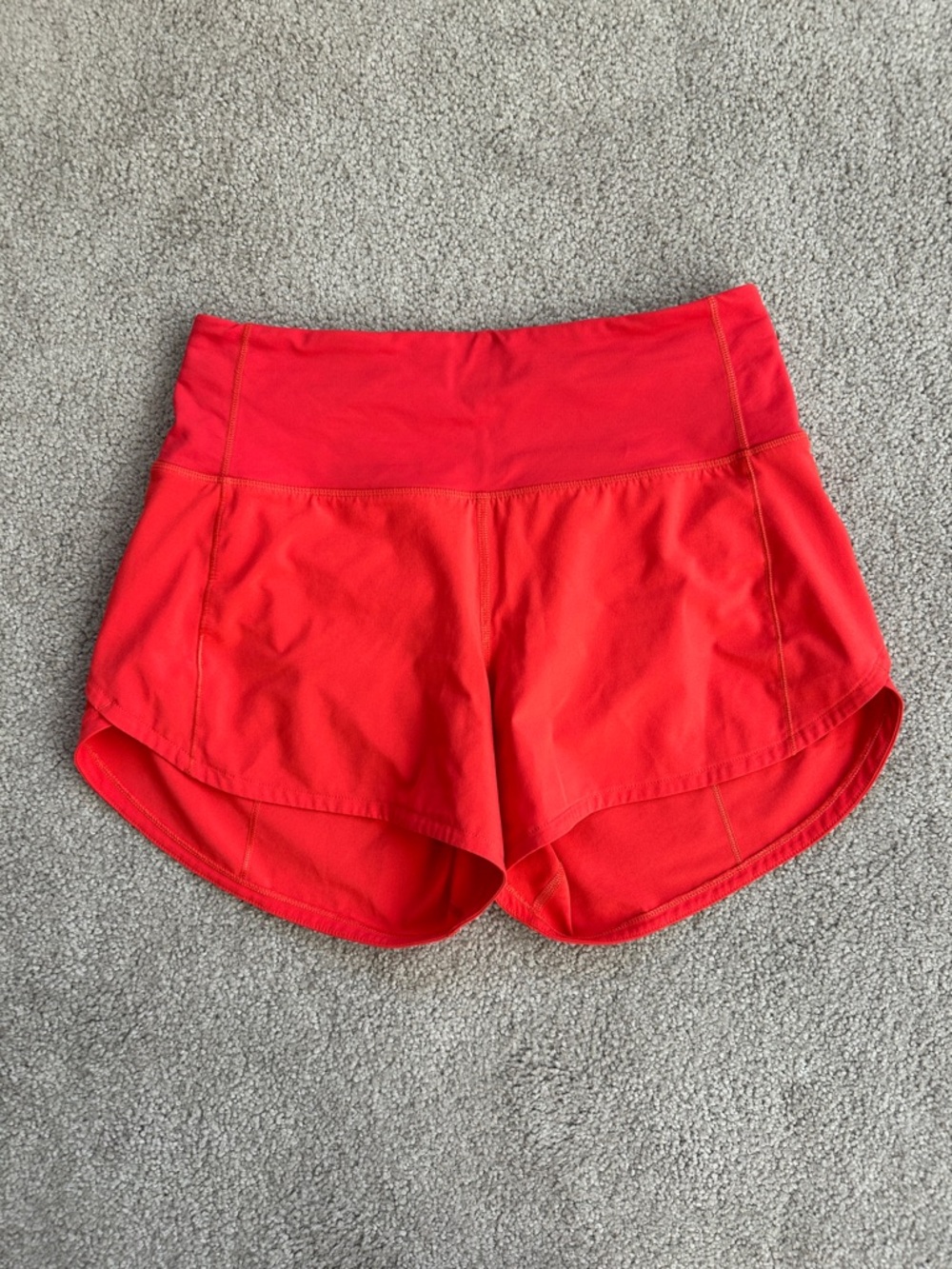 Lululemon Vibrant Speed Up Shorts Size 4